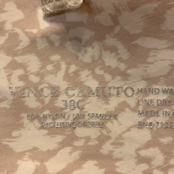 Vince Camuto Underwire Bra - Picture 4 of 5